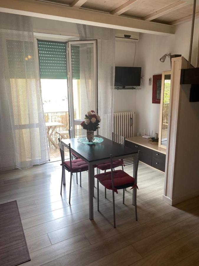 Noemi Apartment Сан Винченцо Екстериор снимка